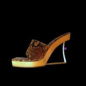 Italian Vintage 2000s Archive Santini Mavardi Translucent Sculpture Heel Mule